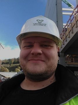 LukaszeQ_32, Ursynow, Poland
